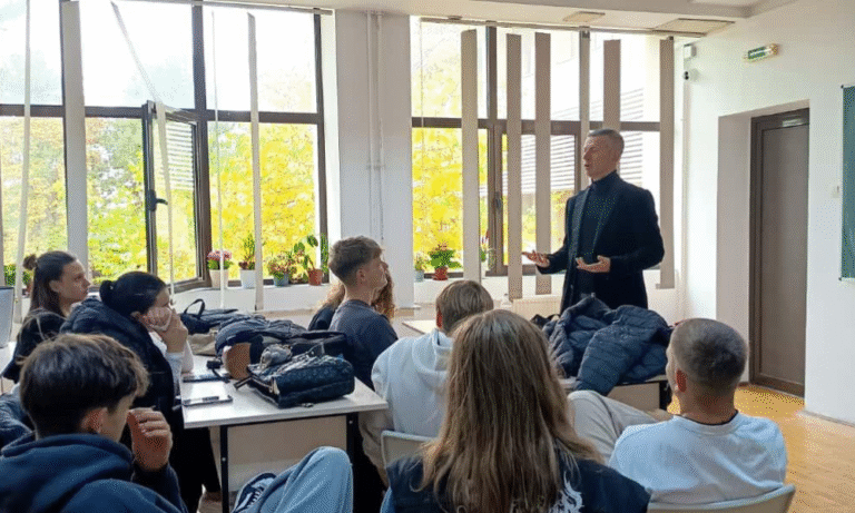 Educație pentru Viață la Liceul „D. Dumitrescu” Buftea – O întâlnire dedicată dialogului și dezvoltării personale